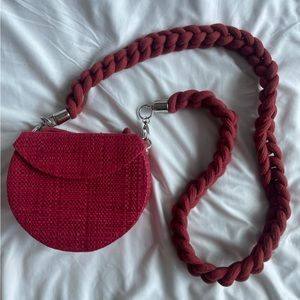 Handmade natural fibers bag from the Amazon rainforest